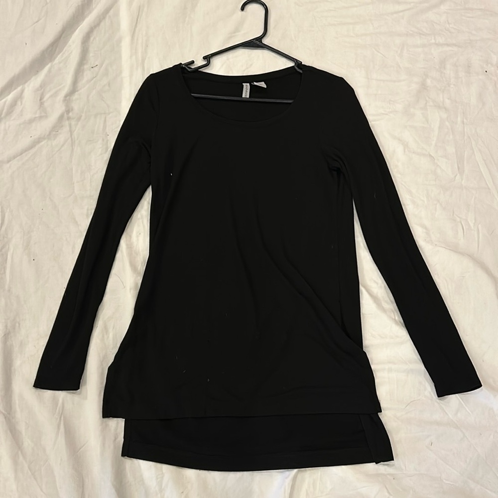 Long sleeve black tunic